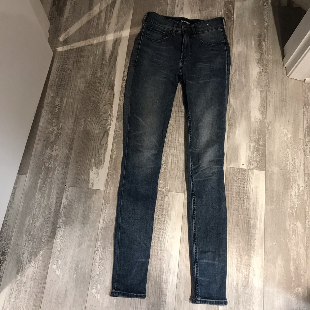EXPRESS STRETCH + LEGGING HIGH RISE JEAN